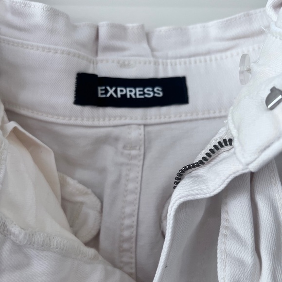 Express High Waist Ivory/White Shorts with Chic Tie Belt - Picture 8 of 10